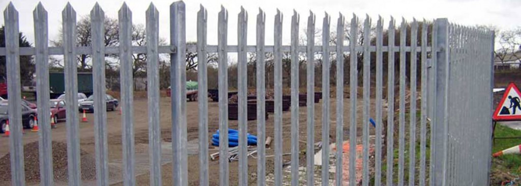 Metal palisade security fencing